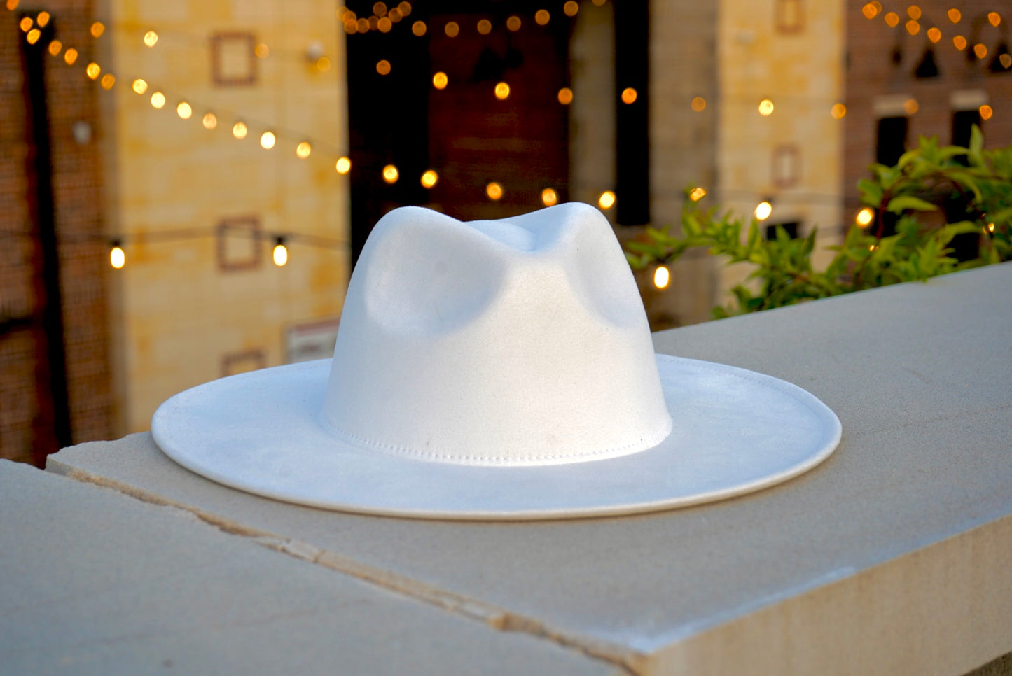 Atlanta Suede Wide Brim Fedora - White