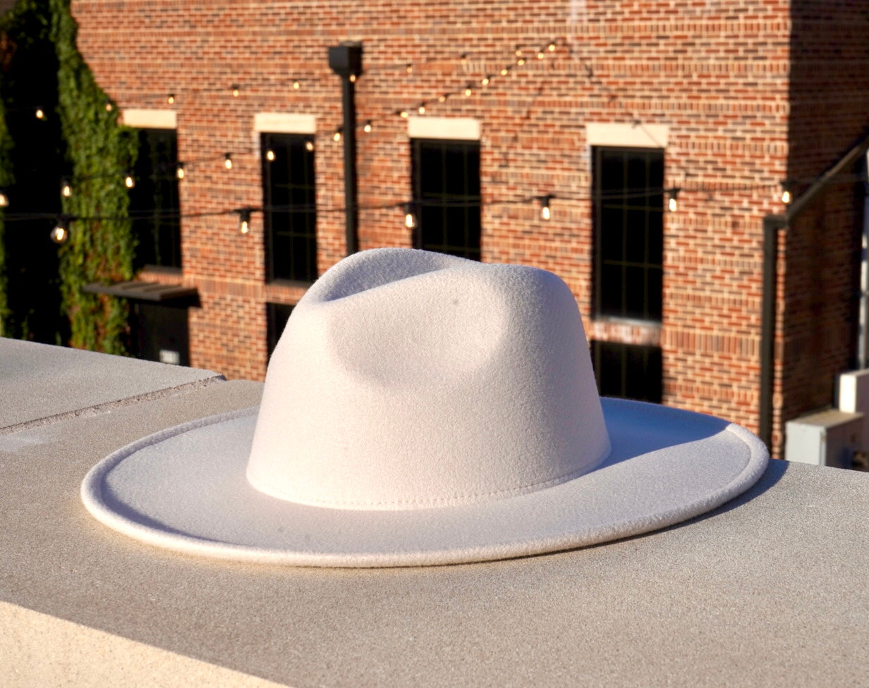 Cream felt floppy store hat