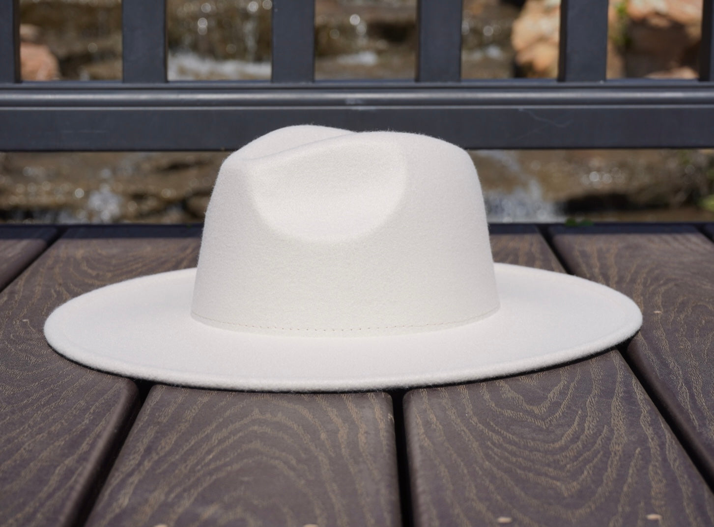 White wide cheap brim fedora hat